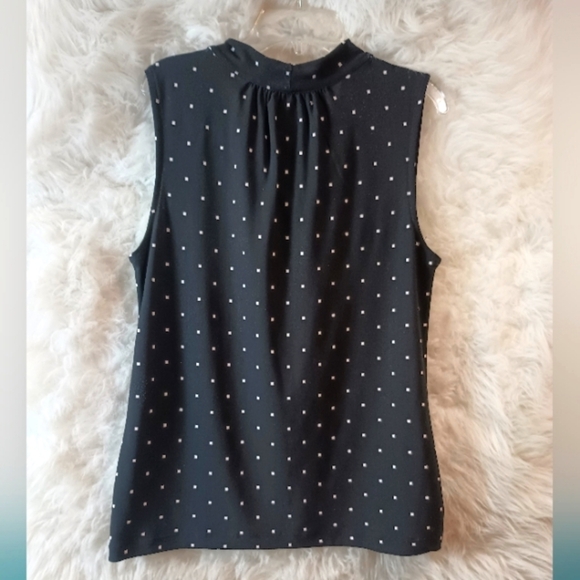 Talbots Black and White Pattern V-neck Sleeveless Top Size Small - Picture 4 of 5
